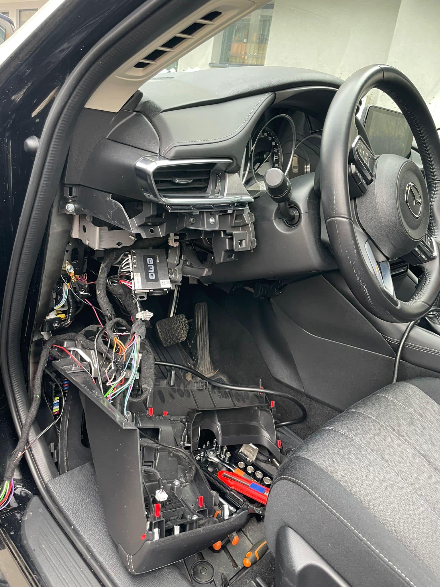 Całkowicie zgubione klucze w samochodzie Mazda 6 z 2019r. Katowice.